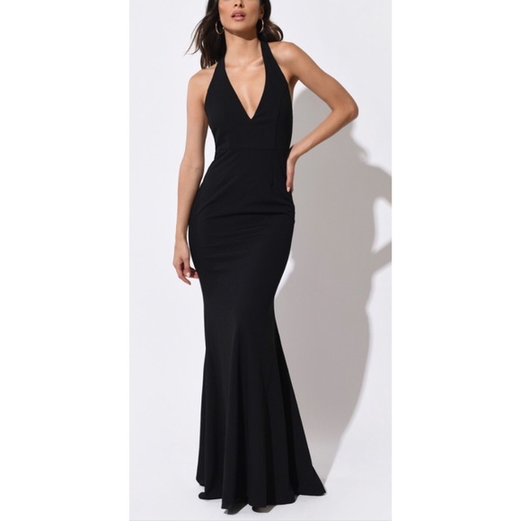 JS Boutique Dresses & Skirts - 🎉HP!💃 JS Boutique Halter Beaded Waist Gown